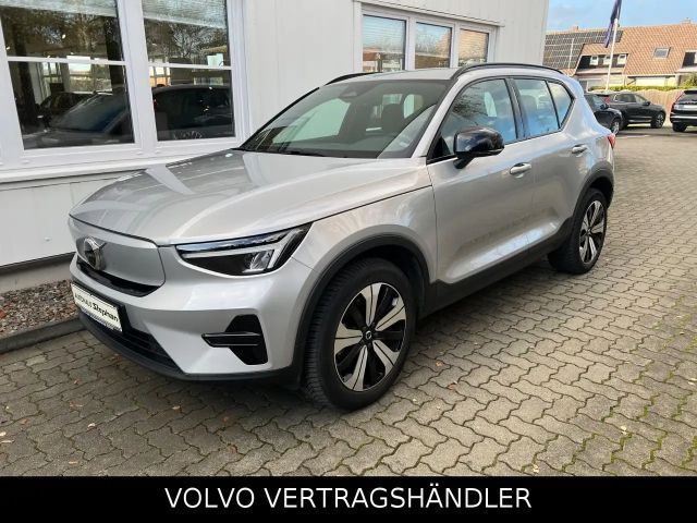 Volvo XC40 AWD Plus Recharge Twin Engine