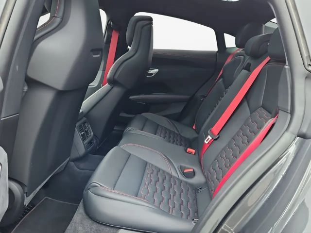 Audi RS e-tron GT Quattro