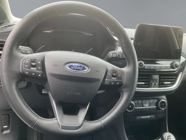 Ford Puma EcoBoost Titanium