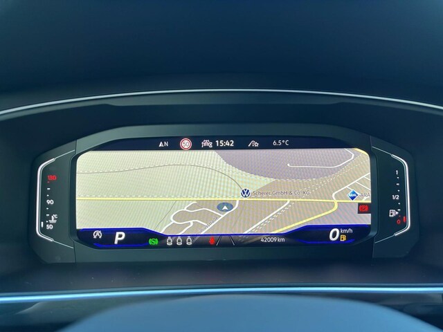 Volkswagen Tiguan 2.0 TSI DSG R-Line