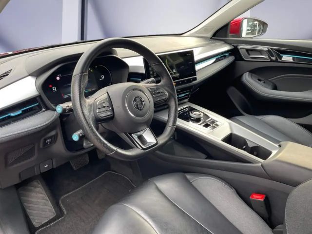 MG MG5 Luxury Standard range