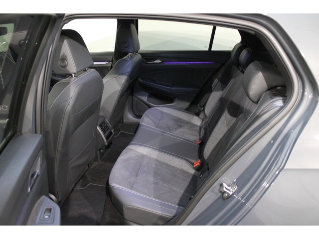 Volkswagen Golf 1.5 eTSI DSG Golf VIII Style