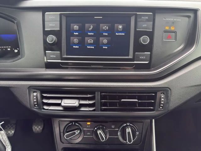 Volkswagen Polo Basis