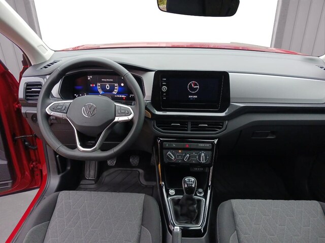Volkswagen T-Cross Life