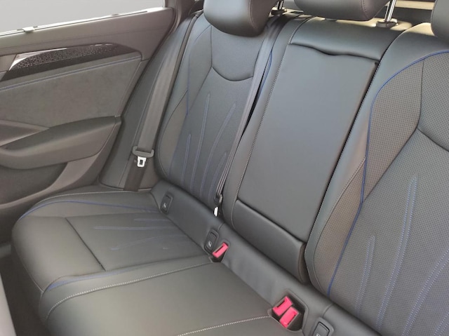 Volkswagen Passat DSG R-Line eHybrid