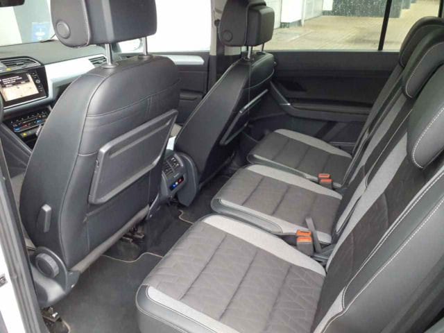 Volkswagen Touran 1.5 TSI DSG