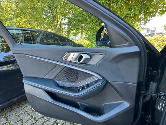 BMW 118 118i M-Sport Sedan