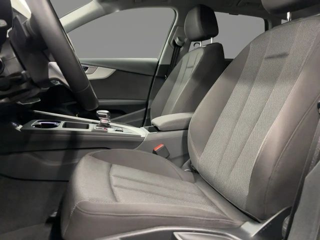 Audi A4 40 TDI Quattro S-Line