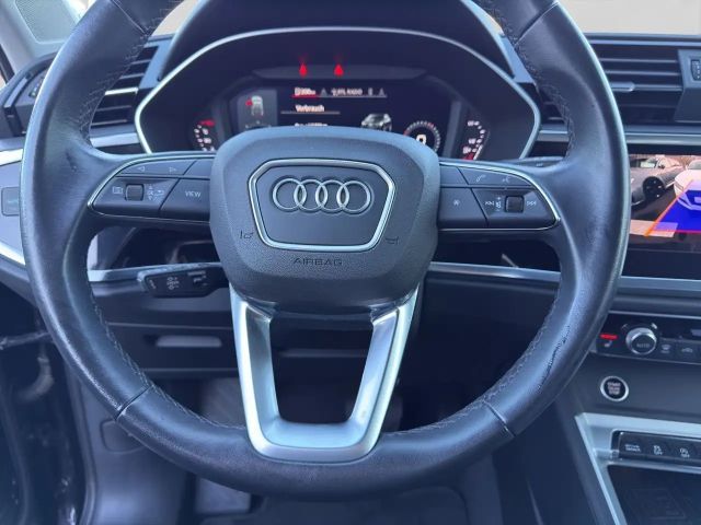 Audi Q3 35 TDI S-Line