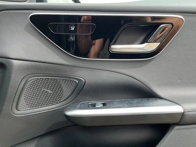 Mercedes-Benz C 220 AVANTGARDE C 220 d Estate