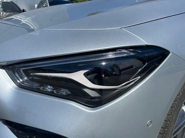 Mercedes-Benz CLA 220 4MATIC AMG Line Coupé