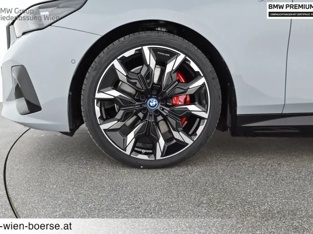 BMW i5 M60 xDrive