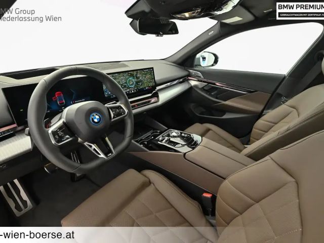 BMW i5 Sedan eDrive40