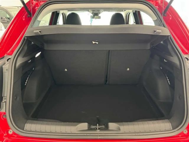 Fiat 600e (RED) LED, PDC, Apple CarPlay