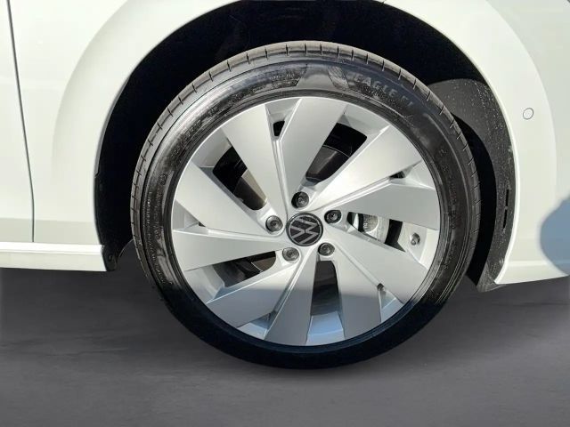 Volkswagen Golf Business DSG Variant