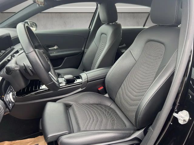 Mercedes-Benz A 180 A 180 d Hatchback Style