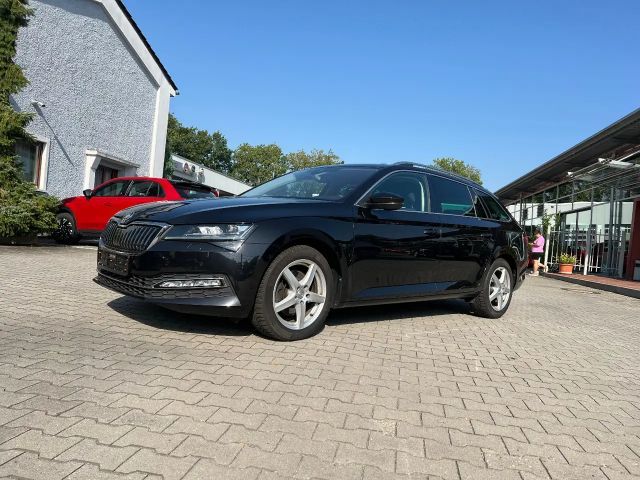 Skoda Superb 2.0 TDI Combi Style Style