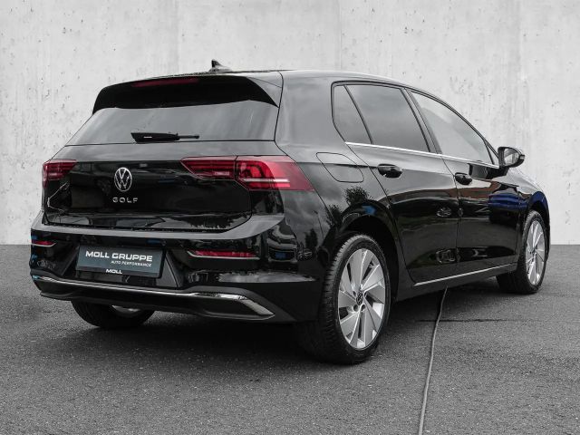 Volkswagen Golf 1.5 TSI Style