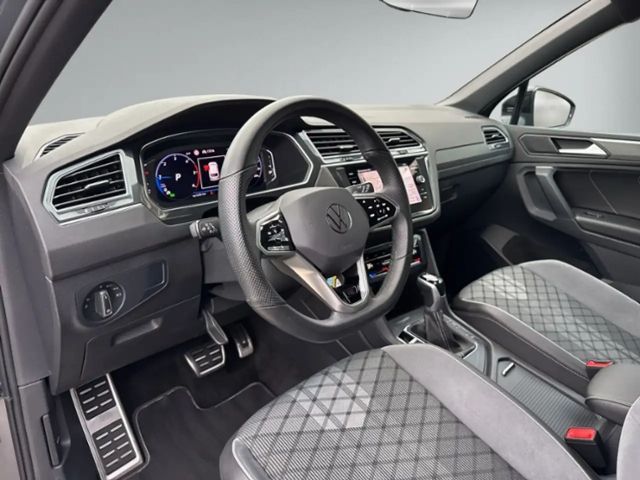 Volkswagen Tiguan 2.0 TDI DSG R-Line