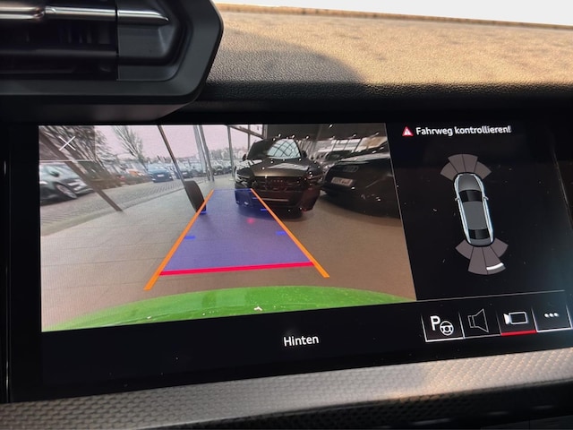 Audi RS3 Quattro S-Tronic Sedan