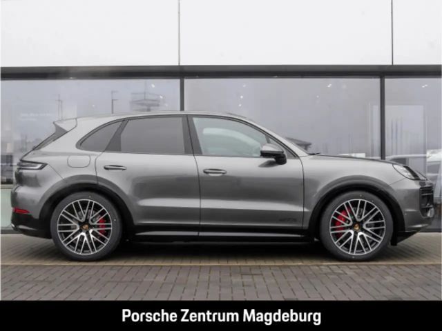 Porsche Cayenne GTS