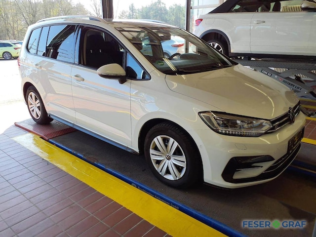 Volkswagen Touran 1.5 TSI DSG R-Line