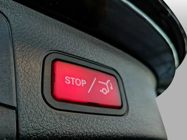 Mercedes-Benz GLA 200 Progressive