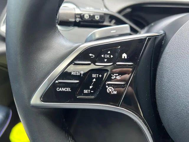 Mercedes-Benz E 220 AVANTGARDE E 220 d Estate