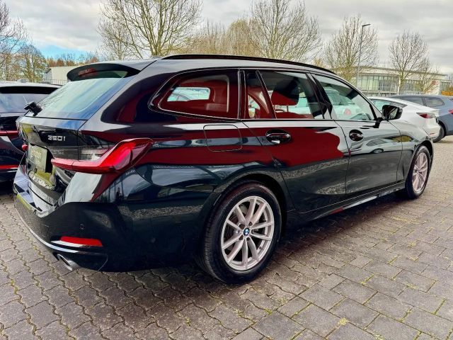 BMW 320 320i Touring