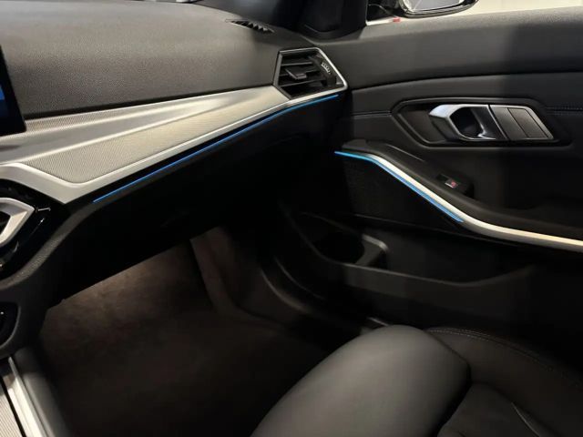 BMW 320 320d M-Sport Touring xDrive