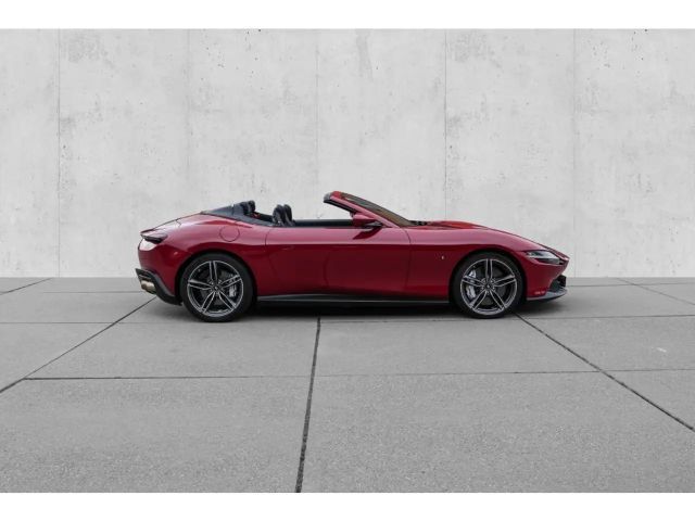 Ferrari Roma Spider