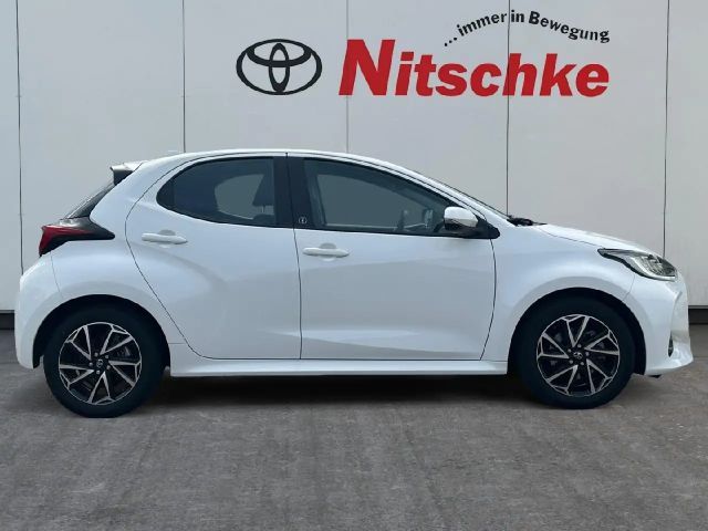 Toyota Yaris Comfort Hybride Team D
