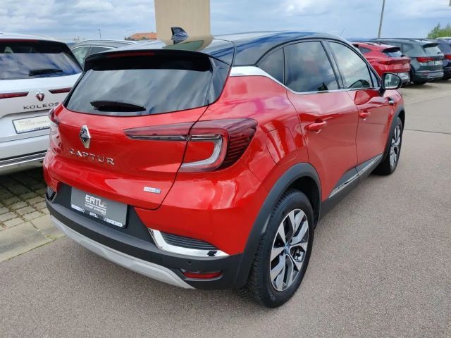 Renault Captur E-Tech Intens