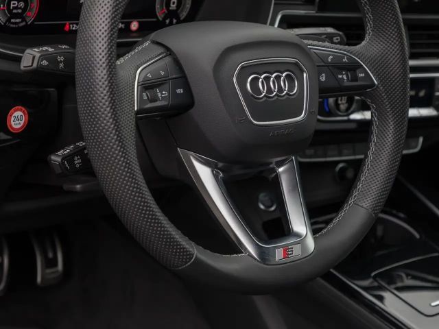 Audi A4 40 TFSI Quattro S-Line