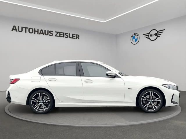 BMW 320 320e M-Sport Sedan