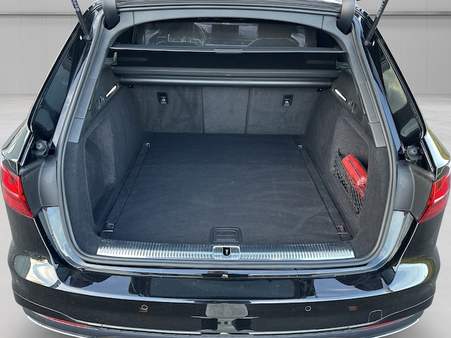 Audi A4 35 TFSI Avant S-Tronic