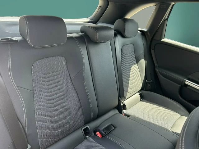 Mercedes-Benz B 180 Progressive