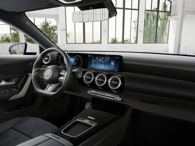 Mercedes-Benz CLA 200 AMG Line Shooting Brake