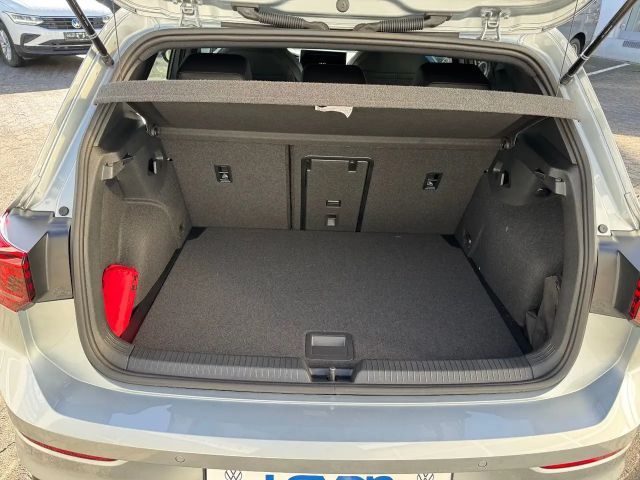 Volkswagen Golf 1.5 TSI Golf VIII R-Line