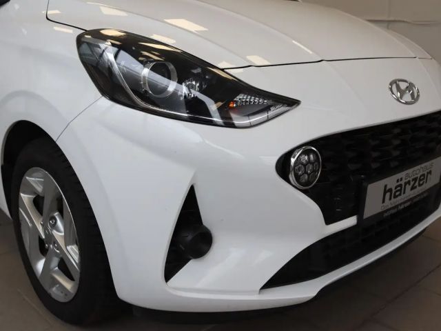 Hyundai i10 Connect