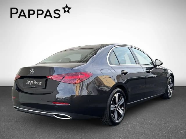 Mercedes-Benz C 180 Sedan