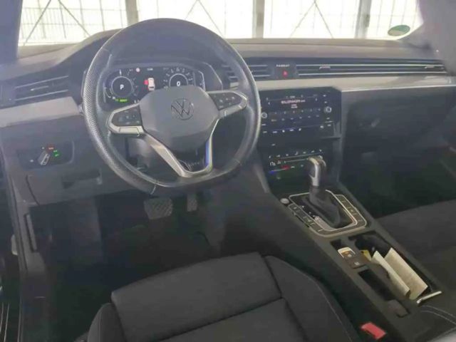 Volkswagen Passat GTE Variant