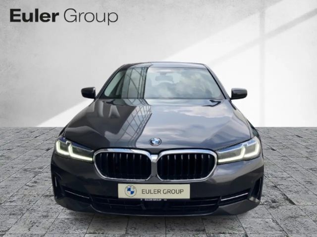 BMW 520 520d Sedan
