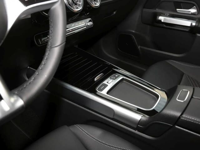 Mercedes-Benz GLB 200 GLB 200 d