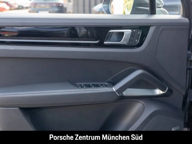 Porsche Cayenne E-Hybrid S Turbo