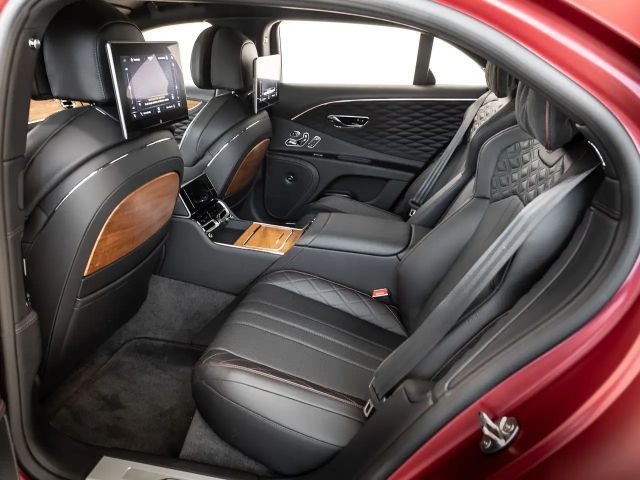 Bentley Flying Spur Hybrid