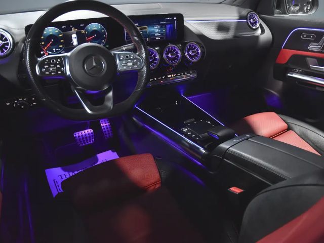 Mercedes-Benz GLA 250 AMG Line Designo
