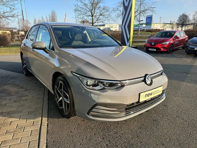 Volkswagen Golf Style eHybrid