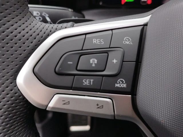 Volkswagen Golf DSG Sport