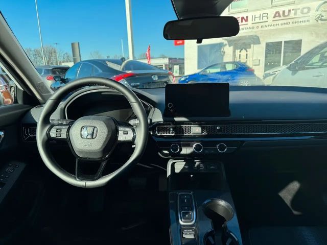 Honda Civic Elegance e:HEV